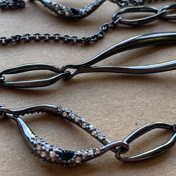 ALEXIS BITTAR • Long Gunmetal Curb & Custom Sculpted Double Sided Link Necklace - Picture 5 of 8